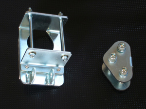 ツインラテラルブラケット